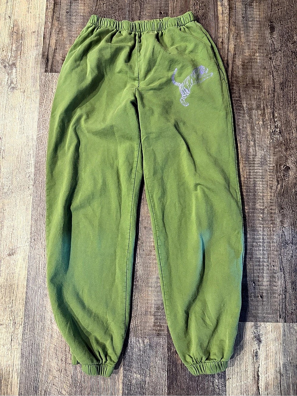 Clare V. Tiger Elastic Waist Sweatpant. Green